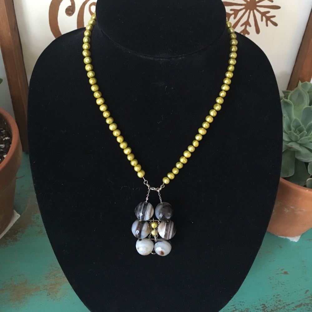 Fresh water pearl and stone handmade necklace